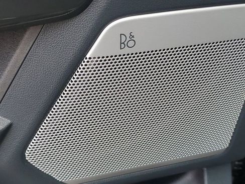 Certified 2023 Ford F150 Lariat w/ Equipment Group 502A High image 12