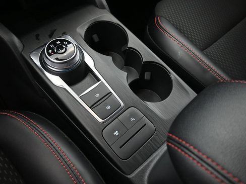 Used 2025 Ford Escape ST-Line image 31