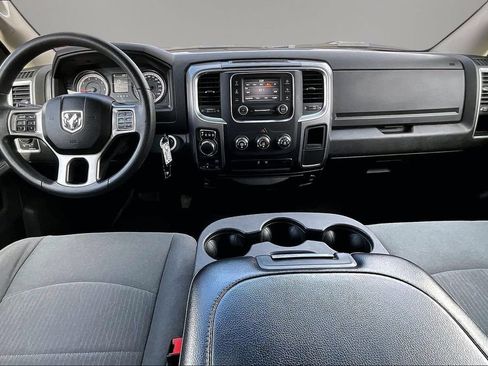 Used 2024 RAM 1500 Classic SLT AWD/4WD image 8
