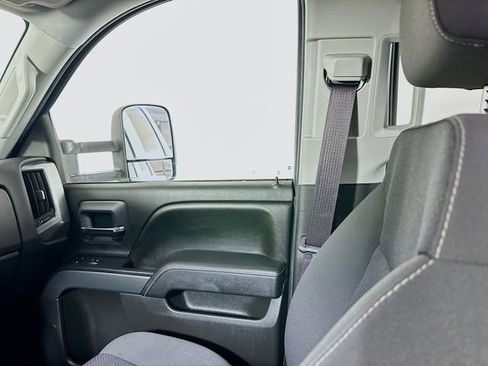 Used 2016 Chevrolet Silverado 2500 LT w/ LT Convenience Package image 23