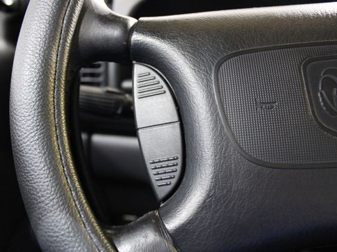 Used 1998 Dodge Ram 2500 Truck 4x4 Quad Cab image 9