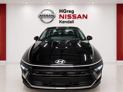 Used 2025 Hyundai Sonata SE FWD image 5