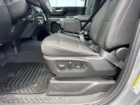 New 2026 Chevrolet Silverado 2500 Custom w/ Custom Value Package AWD/4WD image 10