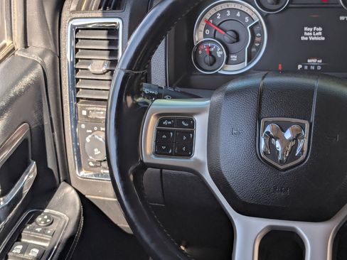 Used 2017 RAM 1500 Laramie w/ Convenience Group image 17