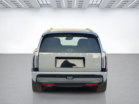 New 2026 Hyundai Ioniq 9 Calligraphy image 6