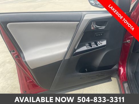 Used 2018 Toyota RAV4 Limited w/ Advanced Technology Package FWD image 23