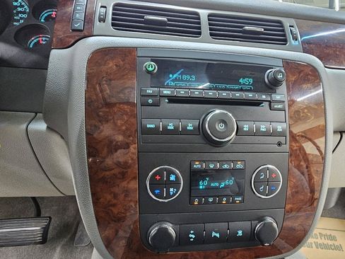Used 2011 Chevrolet Avalanche LT w/ Regional Value Package RWD image 29