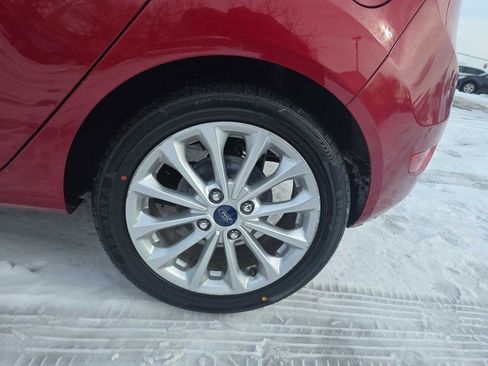 Used 2014 Ford Fiesta SE w/ Equipment Group 201A image 31