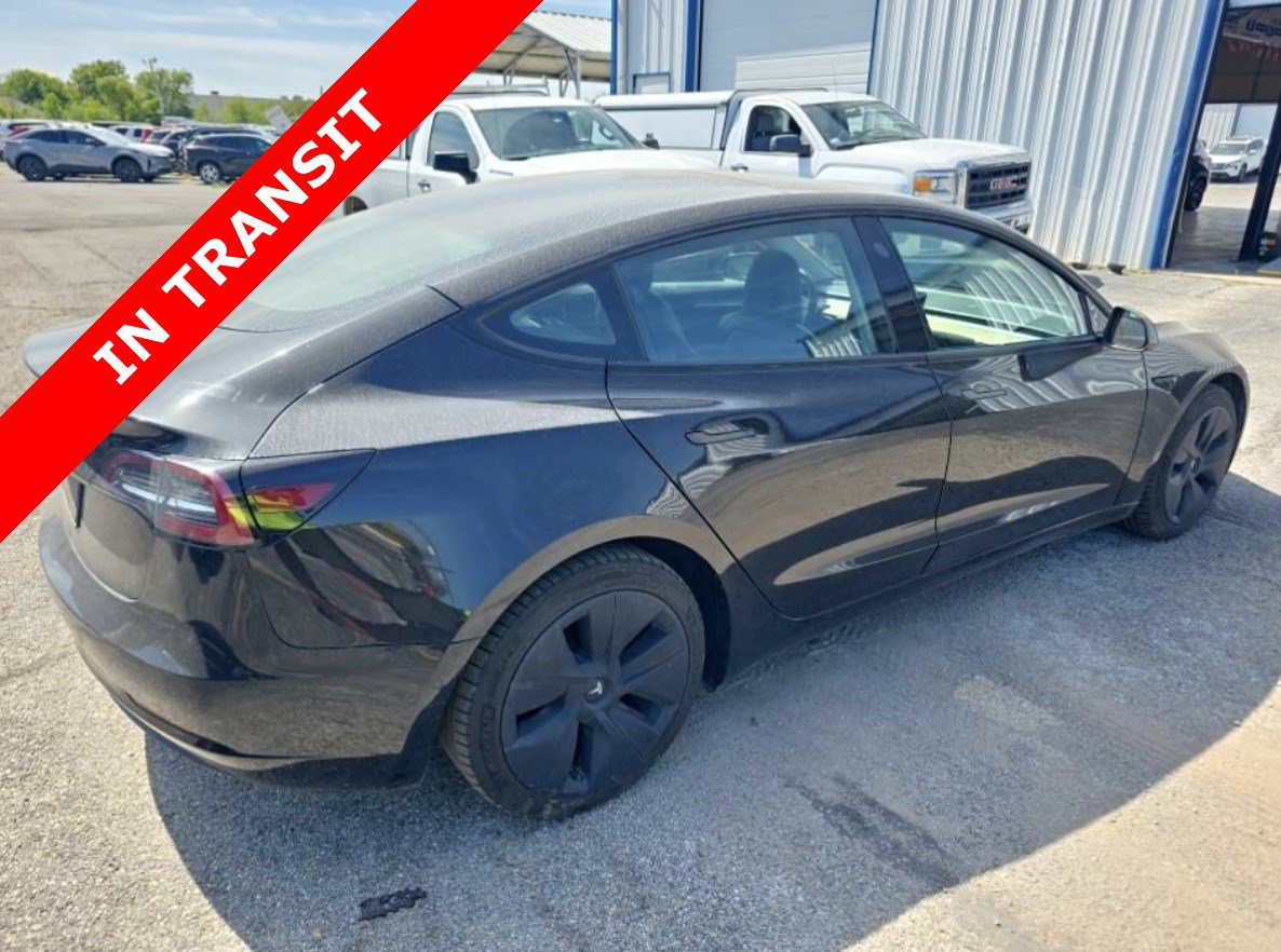Used 2021 Tesla Model 3 Standard Range Plus RWD image 5