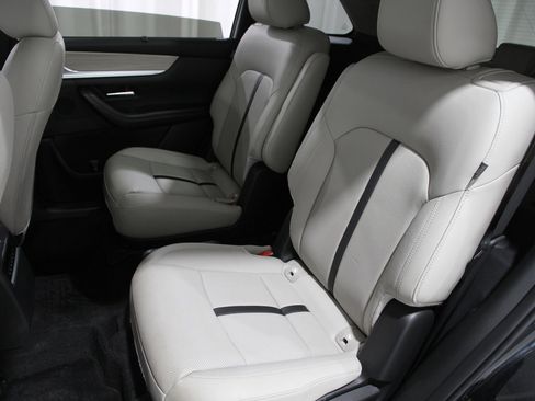 Used 2025 MAZDA CX-90 Plug-In Hybrid w/Premium Sport image 19