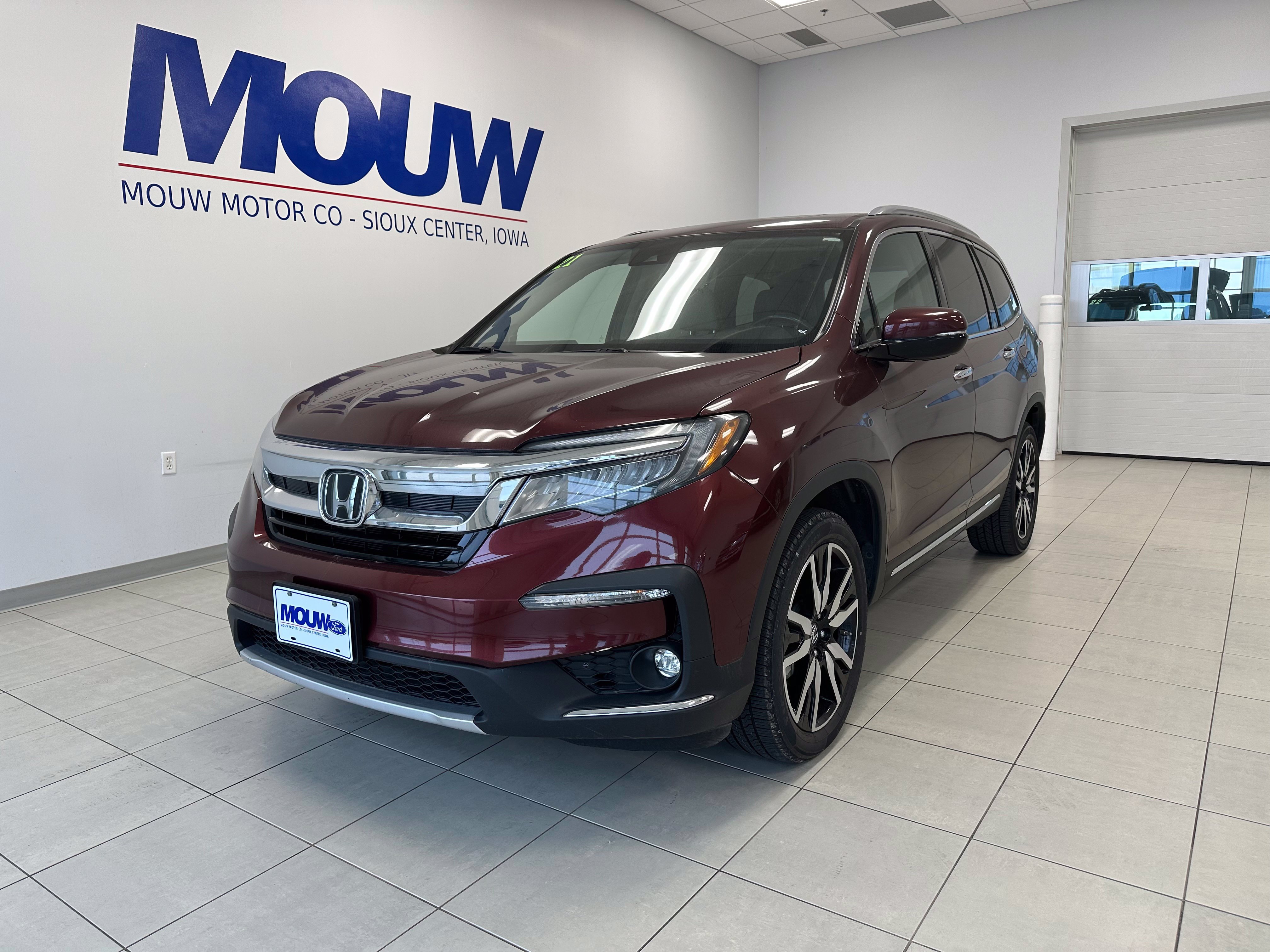 Used 2021 Honda Pilot Touring image 2