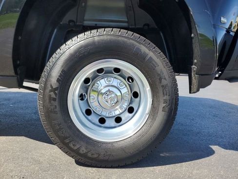 Used 2026 RAM 3500 Limited w/ Bed Utility Group AWD/4WD image 9