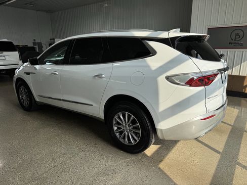 Used 2024 Buick Enclave Premium image 47
