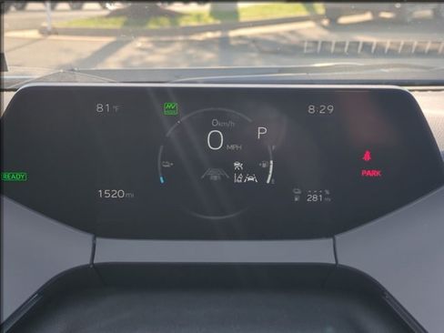 Used 2026 Toyota Prius Plug-In Hybrid FWD image 10