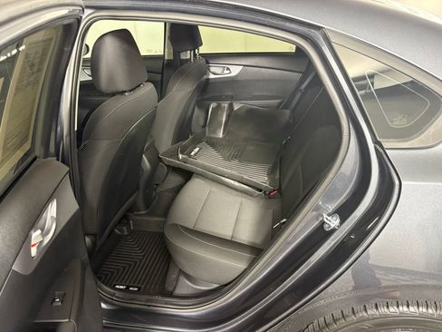 Used 2023 Kia Forte LXS w/ LXS Technology Package image 28