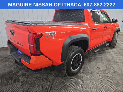 Used 2024 Toyota Tacoma TRD Off-Road AWD/4WD image 10