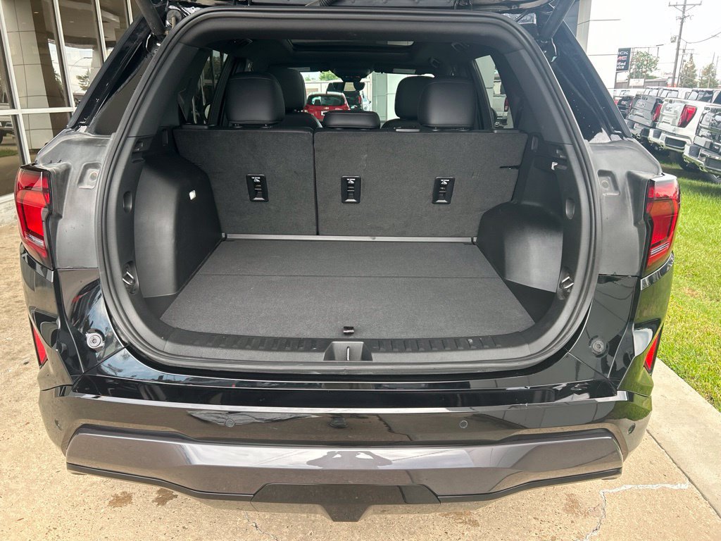 Certified 2026 GMC Terrain AT4 w/ Convenience Package III AWD/4WD image 11