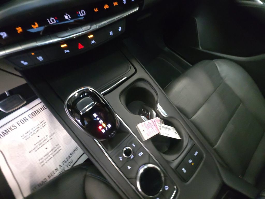 Certified 2025 Cadillac XT4 Sport AWD/4WD image 18