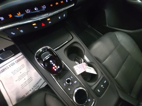 Used 2025 Cadillac XT4 Sport AWD/4WD image 18