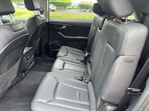 Used 2022 Audi Q7 3.0T Premium Plus AWD/4WD image 16