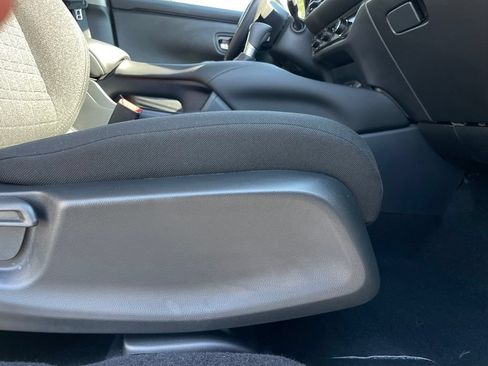 Used 2026 Honda HR-V LX image 30