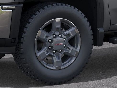 New 2026 GMC Sierra 3500 SLT image 9