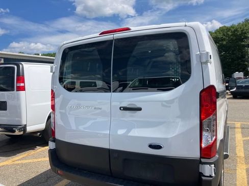 Used 2025 Ford Transit 250 Low Roof w/ Exterior Upgrade Package RWD image 2
