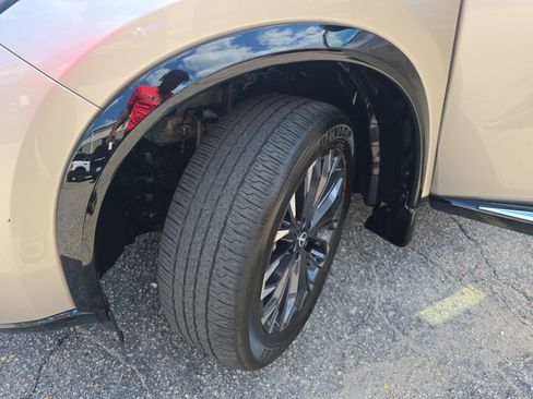 Certified 2024 Nissan Rogue Platinum AWD/4WD image 33