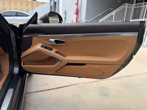 Used 2015 Porsche 911 Targa 4 image 19