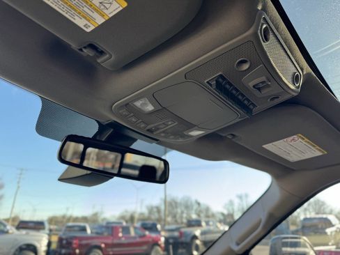 Used 2019 Ford F250 Lariat w/ Lariat Ultimate Package image 24