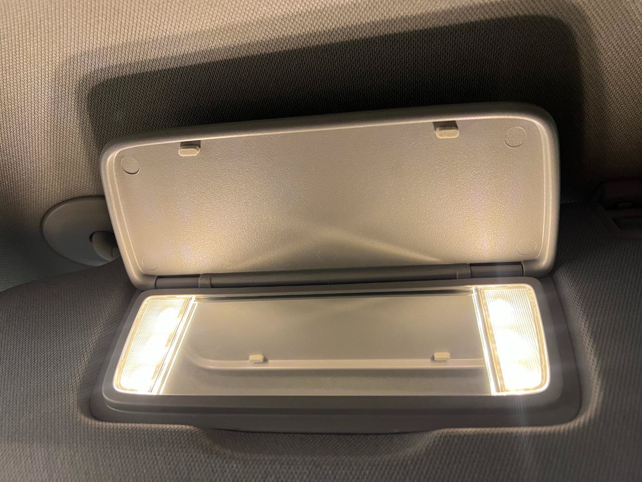 Used 2021 Chevrolet Equinox LT FWD image 53