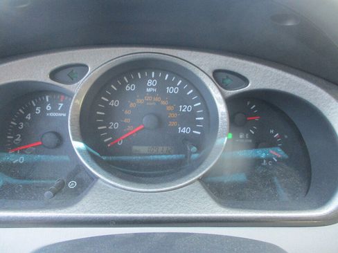 Used 2003 Toyota Highlander Limited FWD image 29