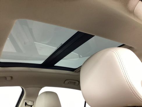 Used 2015 Buick LaCrosse Leather FWD image 25