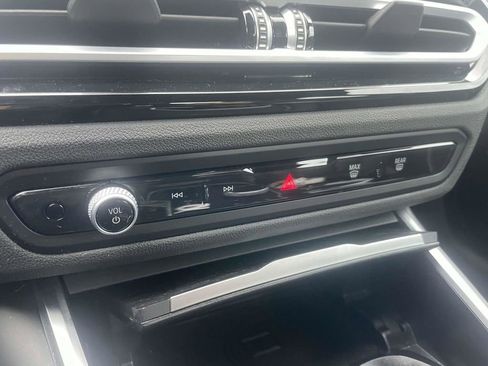 Used 2023 BMW 330i xDrive Sedan w/ Driving Assistance Package AWD/4WD image 35