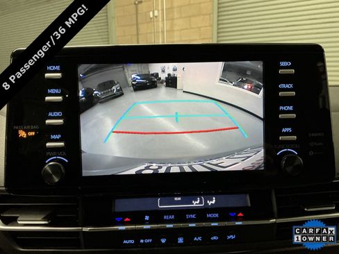 Used 2021 Toyota Sienna LE image 29