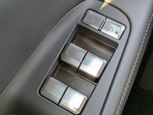 New 2025 Lincoln Navigator Reserve image 30