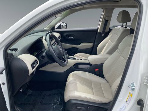 Used 2024 Honda HR-V EX-L image 9
