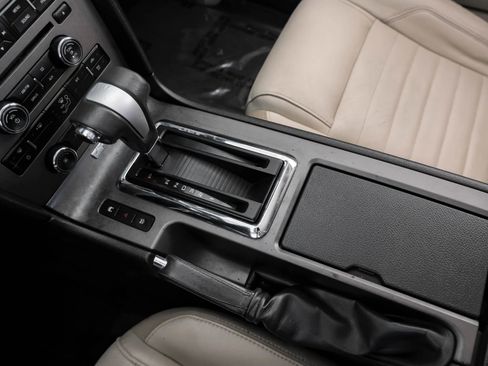 Used 2010 Ford Mustang GT image 20