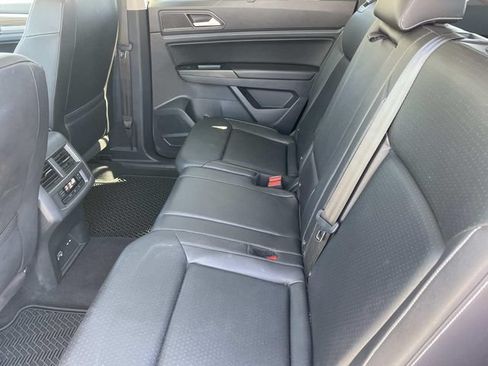 Used 2021 Volkswagen Atlas SE w/ Panoramic Sunroof Package FWD image 23