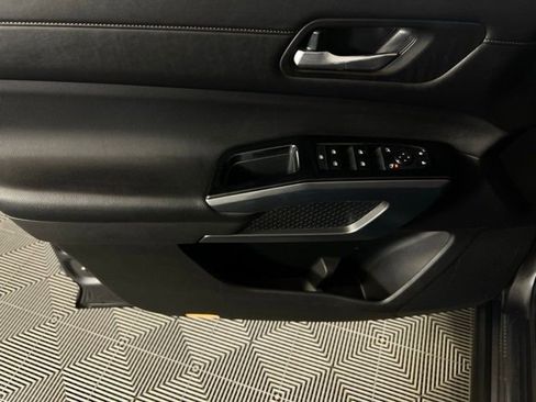 Used 2022 Nissan Pathfinder SL image 29