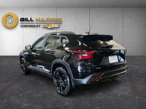 New 2026 Chevrolet Trax ACTIV w/ Sunroof Package FWD image 12