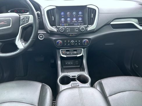 Used 2023 GMC Terrain SLT AWD/4WD image 12