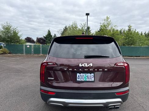 Used 2022 Kia Telluride S AWD/4WD image 6