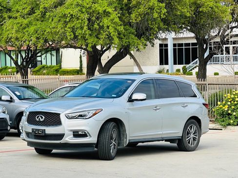Used 2017 INFINITI QX60 FWD w/ Premium Plus Package image 4