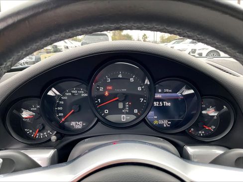 Used 2018 Porsche 911 Carrera image 19