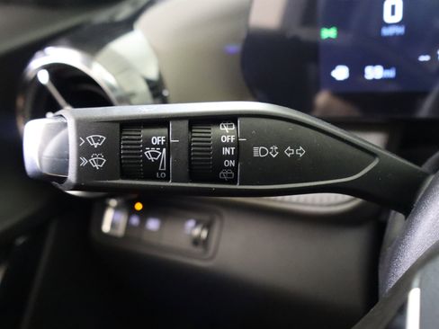 New 2026 Chevrolet Equinox LT w/ Convenience Package II image 31