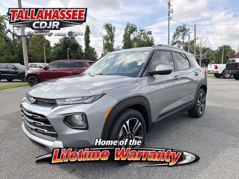 Used 2023 Chevrolet TrailBlazer LT FWD image 8
