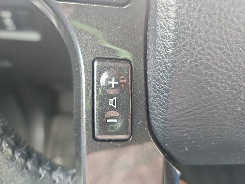 Used 2016 Toyota 4Runner Trail AWD/4WD image 30