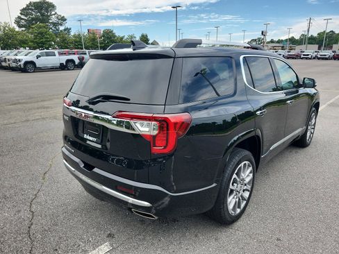 Certified 2023 GMC Acadia Denali w/ Denali Ultimate Package FWD image 3