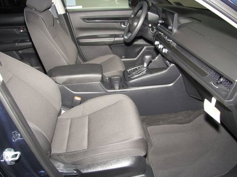 Certified 2025 Honda CR-V EX image 20